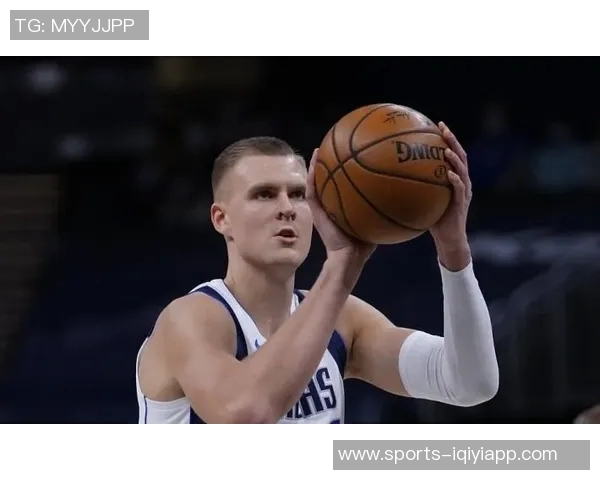 兰德尔内线进攻表现平平三分球命中率低迷球队需调整战术